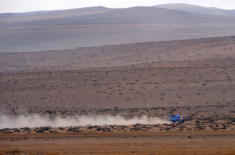 An tuong dan “ngua sat” Kamaz-Nga tren moi dia hinh-Hinh-4